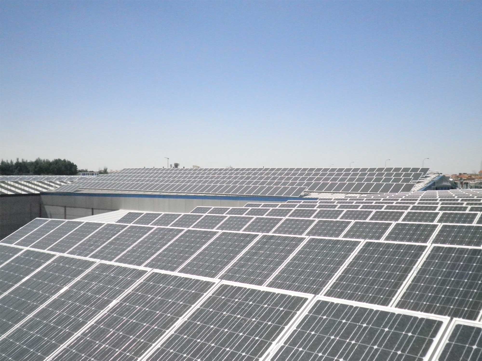 Proyecto fotovoltaico en cubierta